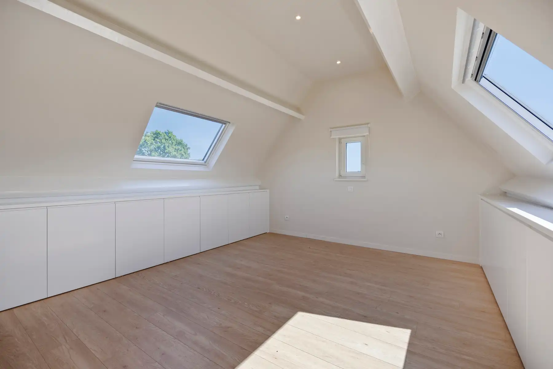  Exclusieve villa op een absolute toplocatie in Dilbeek! foto 24