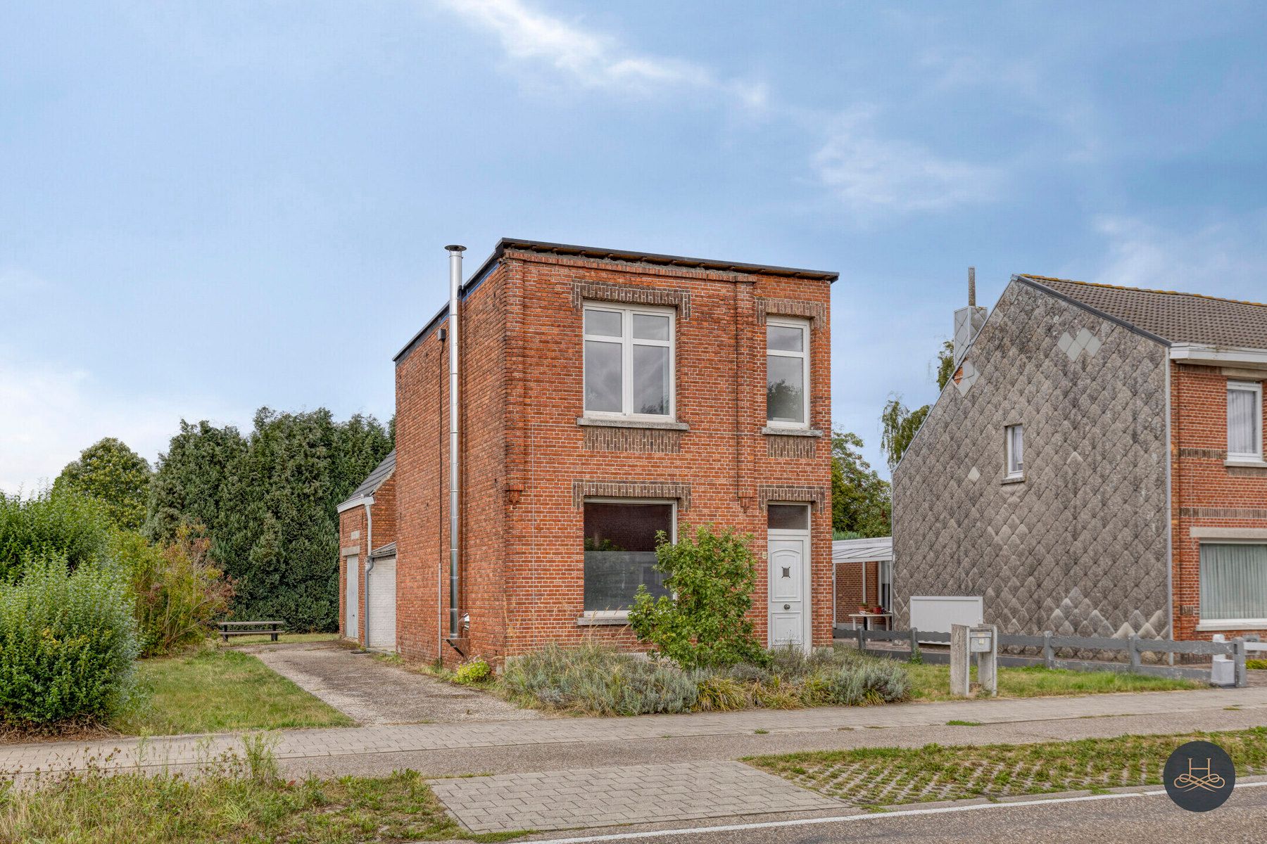 Hoofdfoto van de publicatie: Vrijstaande woning met enorm potentieel