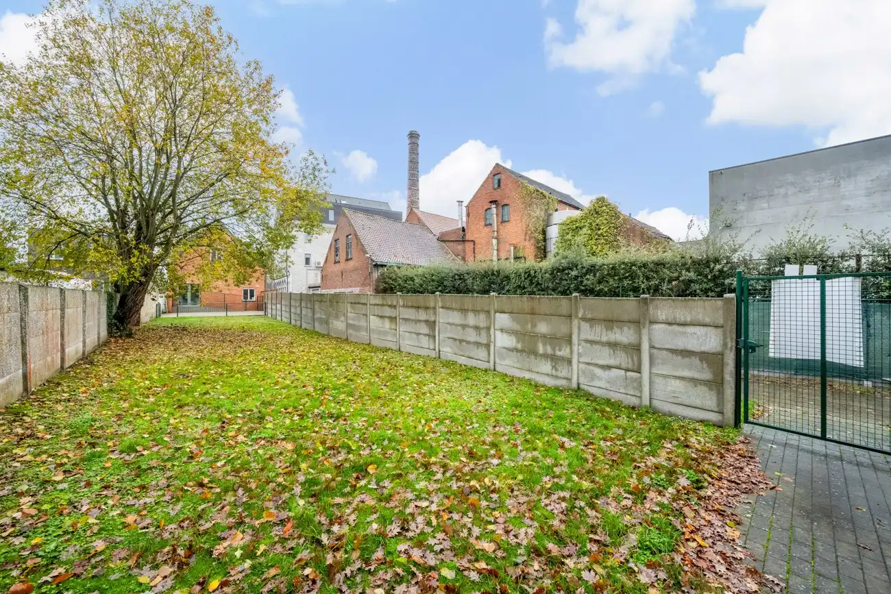 Karaktervolle Gezinswoning met Potentieel in Centrum Herzele! foto 10