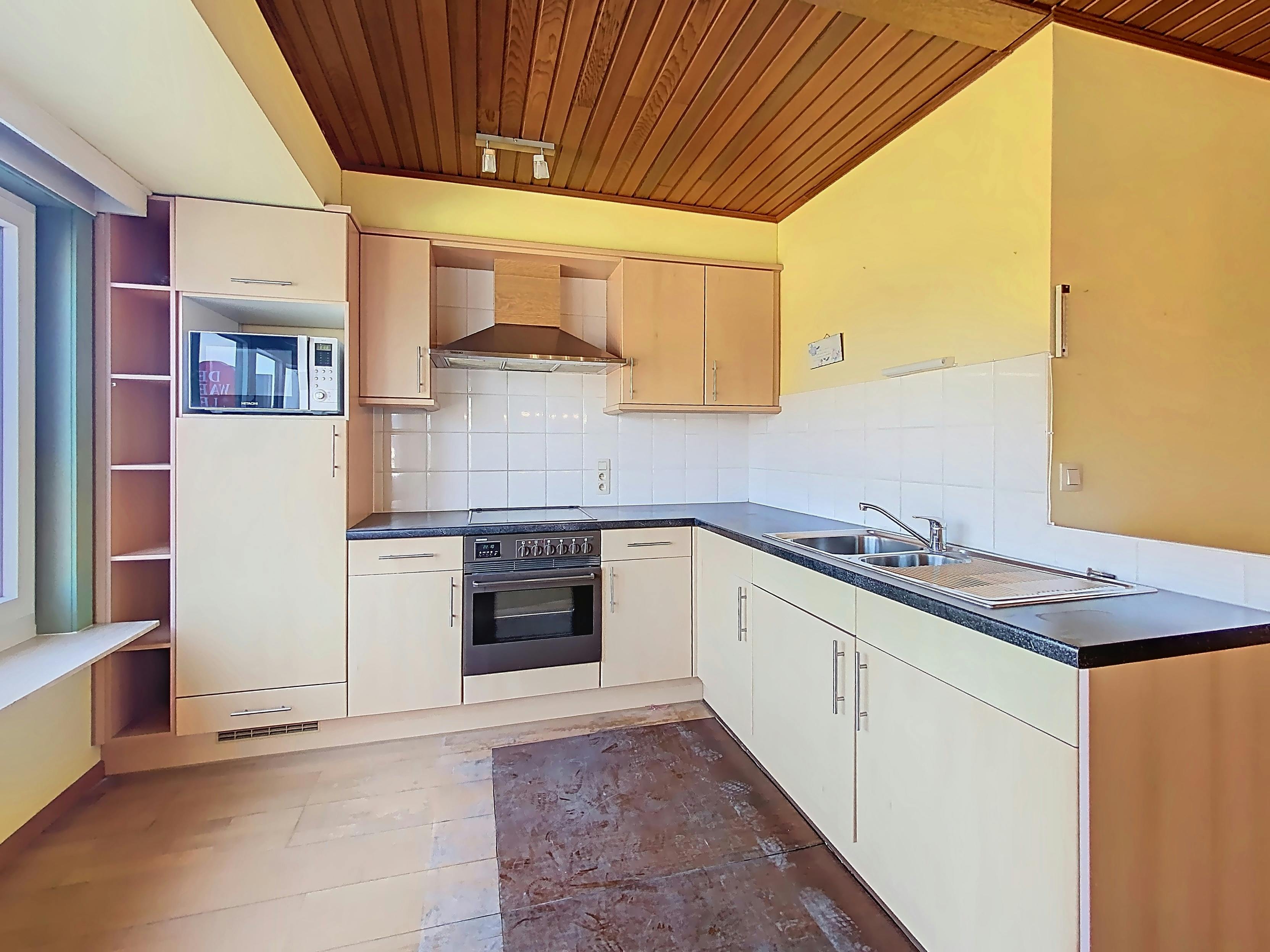 Appartement met 3 slaapkamers en garage te koop in Eeklo foto 5