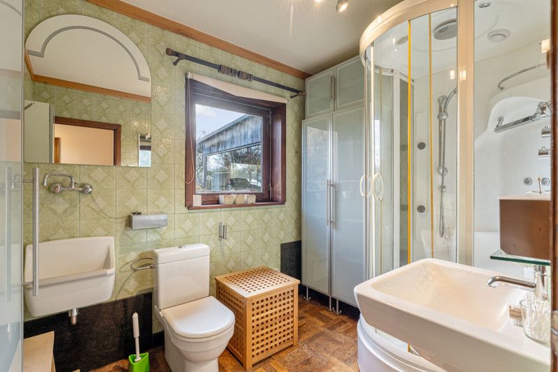 Statige villa op een perceel van 42are 70ca foto 27