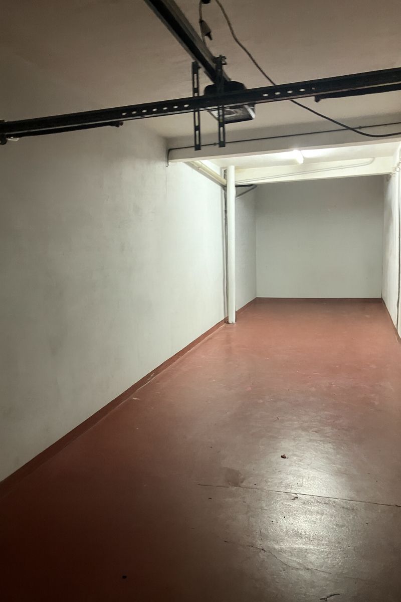 Te koop: ruime garage in Blankenberge foto 2