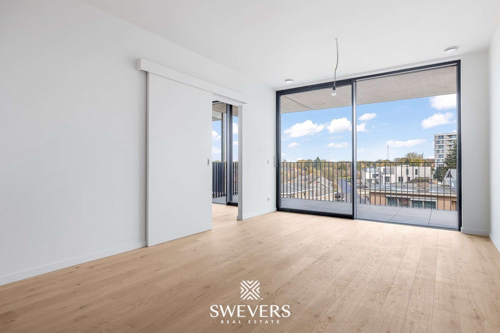 BEN-appartement met 1 slaapkamer te Huur in hartje Beringen foto 3