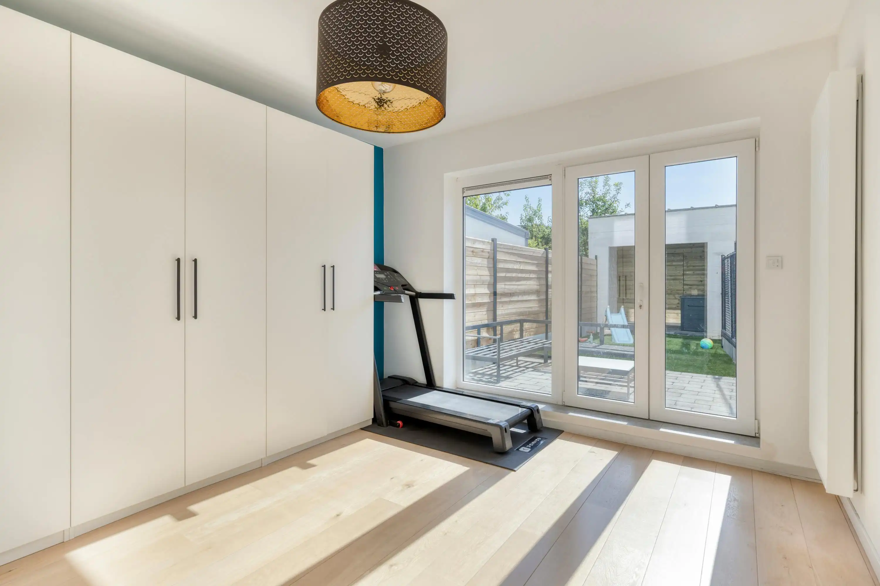 Kwalitatief appartement met 3 slaapkamers te koop in Merksem foto 18