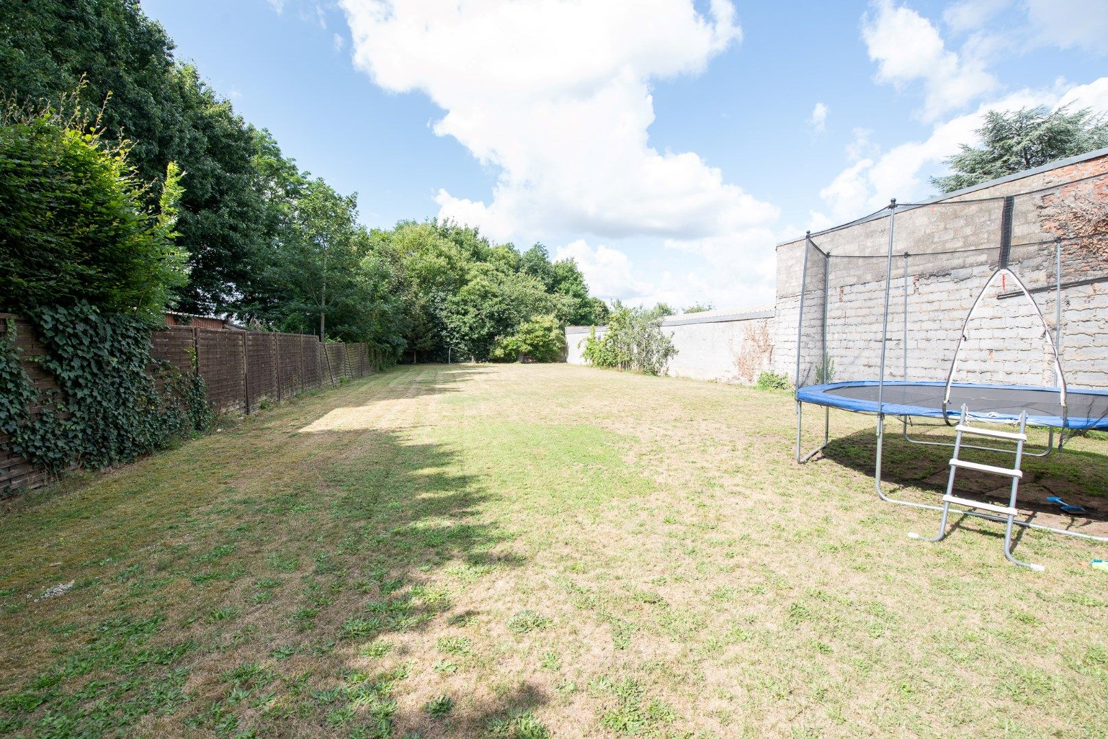 Ruime halfopen woning TE HUUR in Zulte foto 15