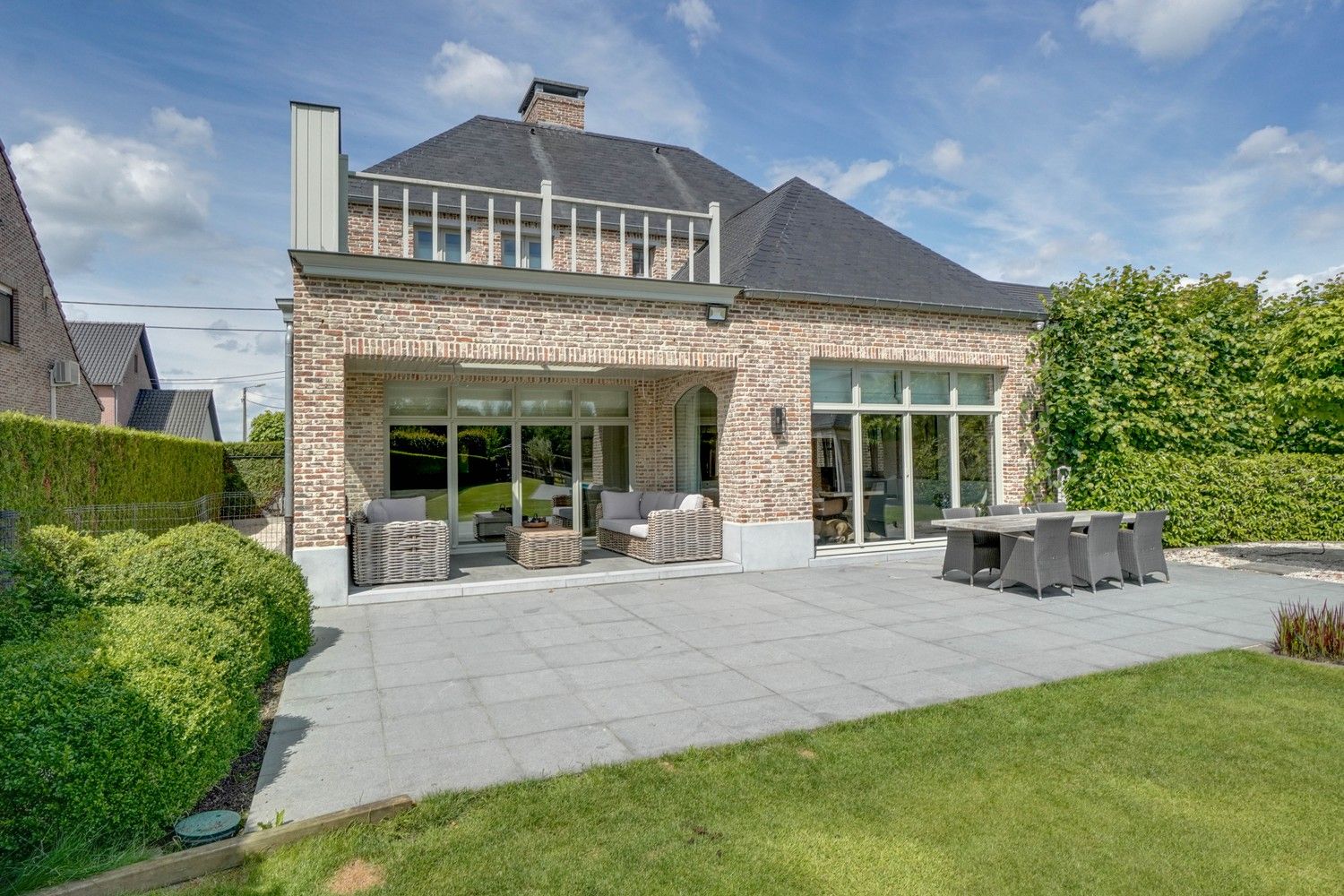 Nieuwbouwvilla met 4 slaapkamers, zwembad en paardenweide! foto 49