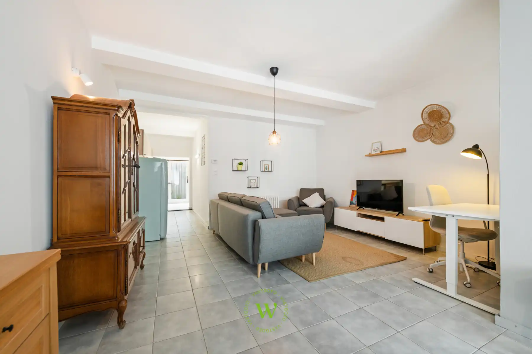 Lichtrijk gelijkvloers appartement met private inkom foto 5