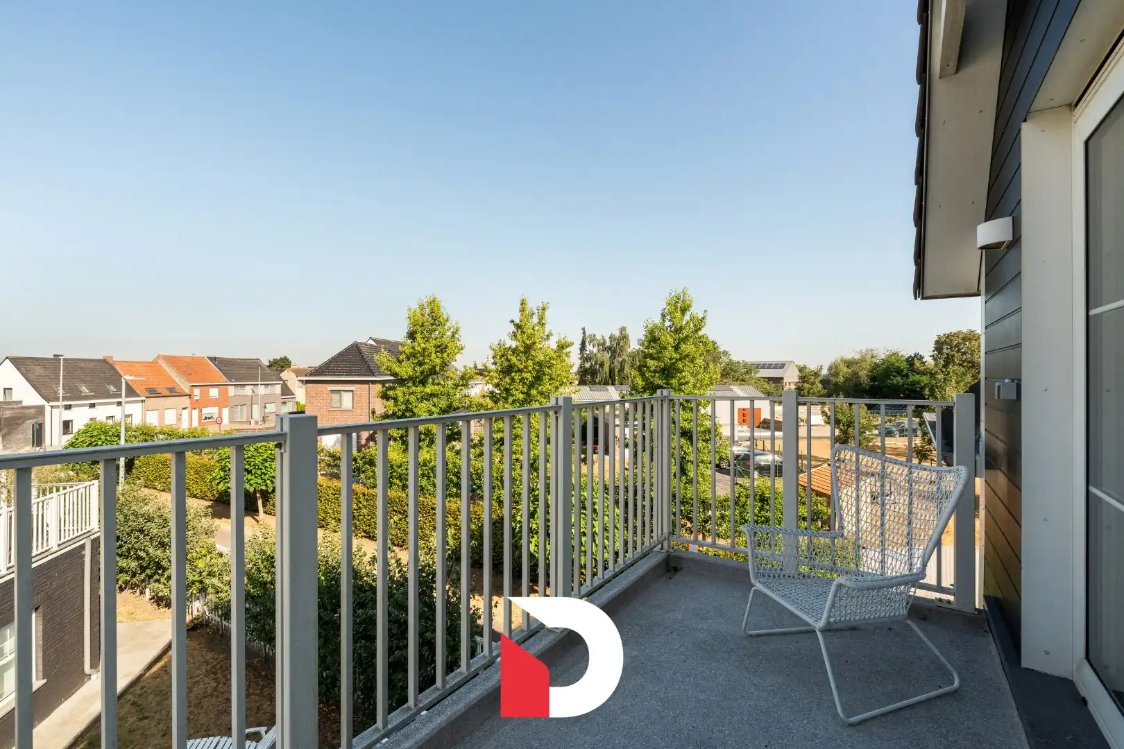 Schitterend hoekappartement met 2slk'ers en 2 terrassen, inclusief een staanplaats te Aartrijke. foto 5