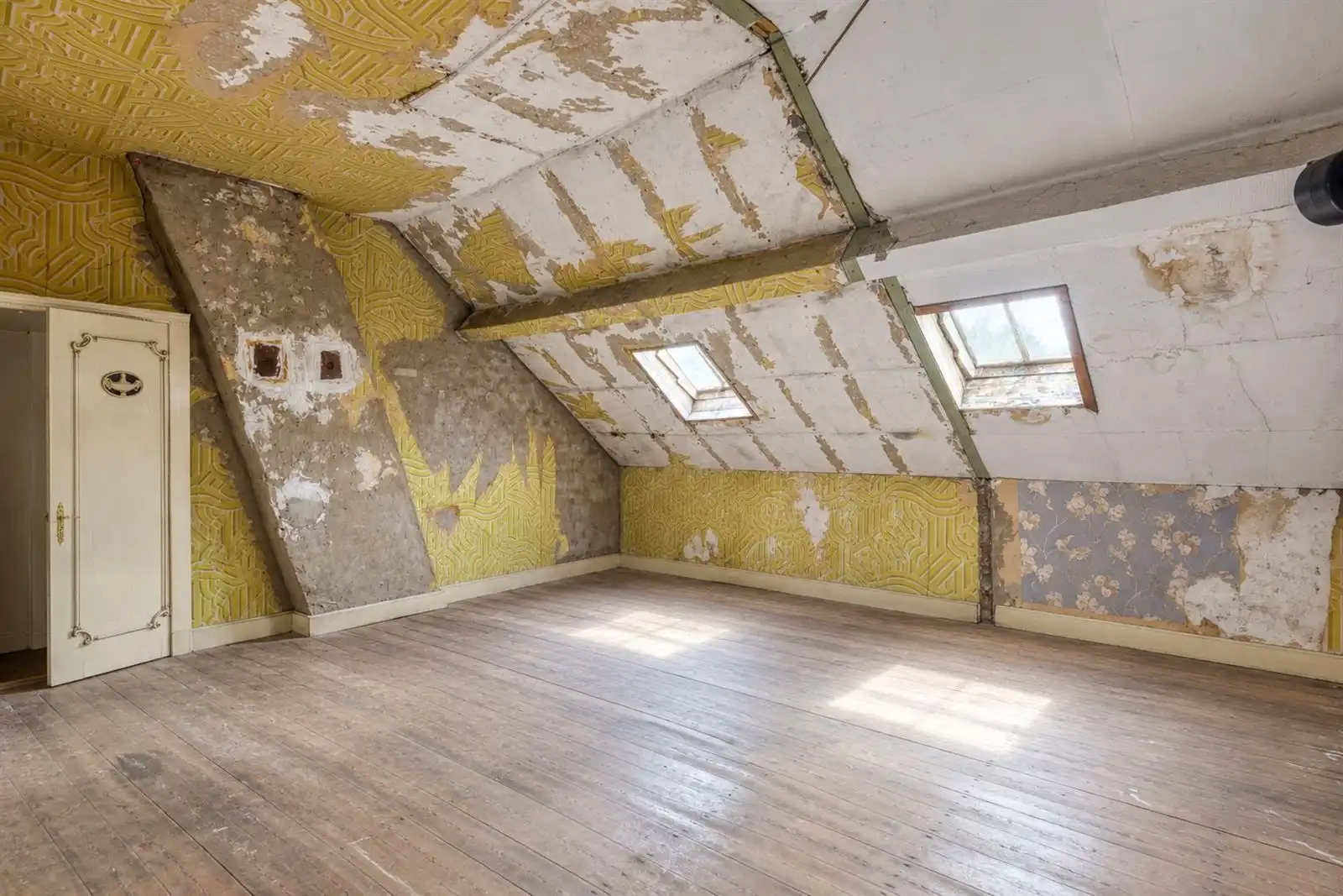 Te renoveren 3-gevelwoning met mogelijks 4 slaapkamers + garage foto 19
