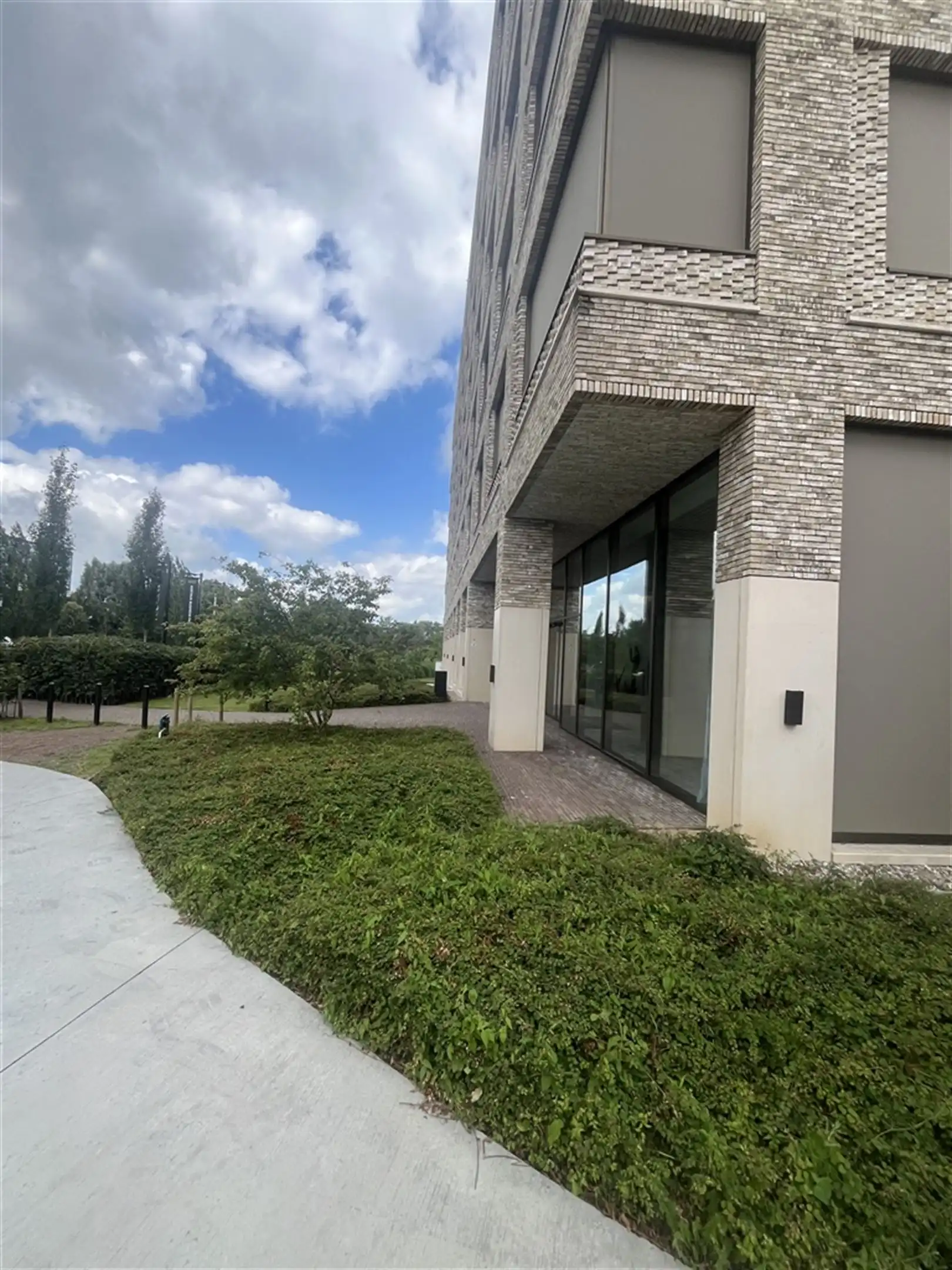 Prestigieus kantoorgebouw - oppervlaktes van 338m² tot 5760m² foto 5