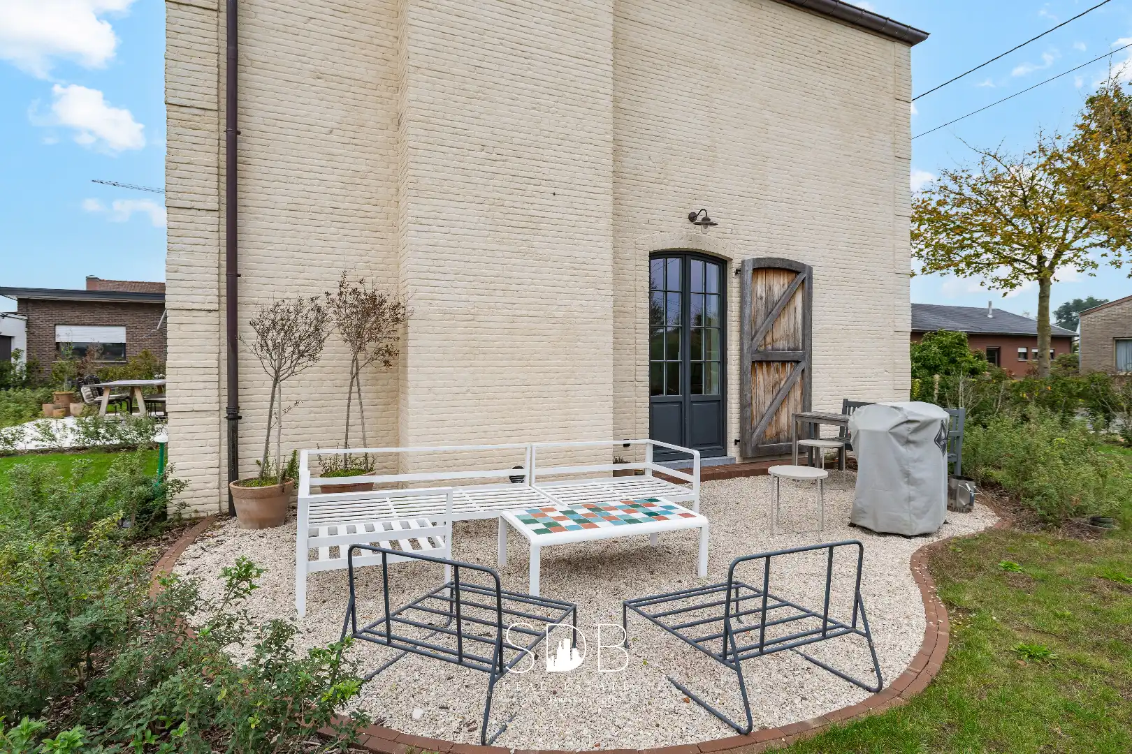 Landelijke villa met gezinstuin op 852m² foto 27