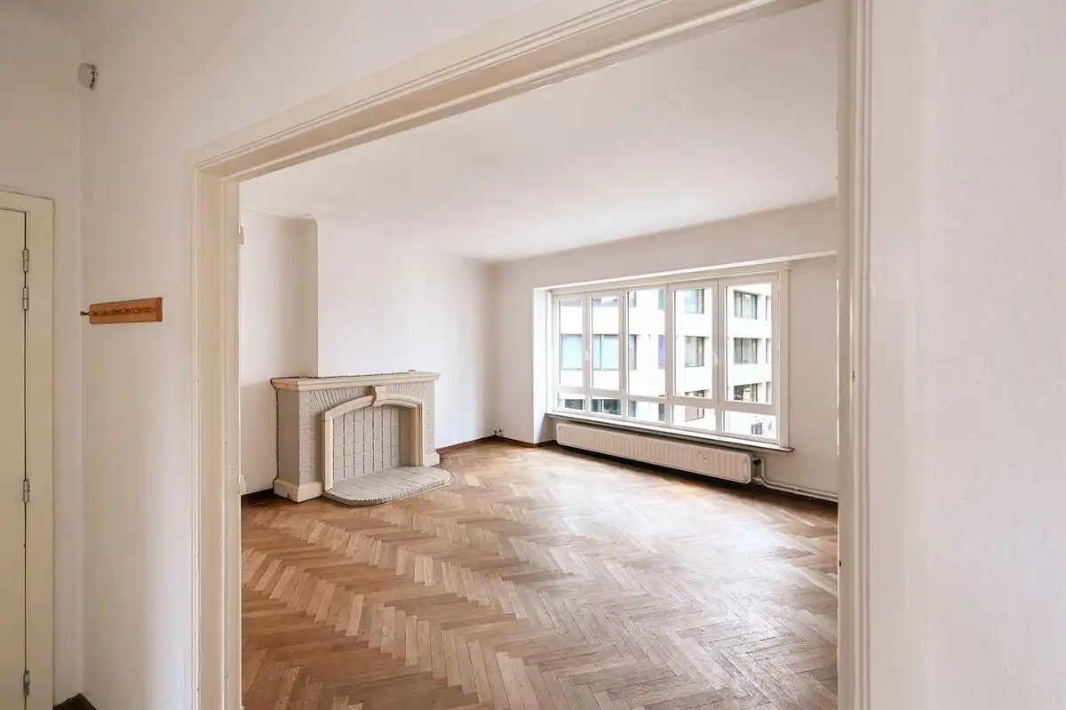 Op te frissen 2-slaapkamerappartement aan de Wilde Zee foto 7