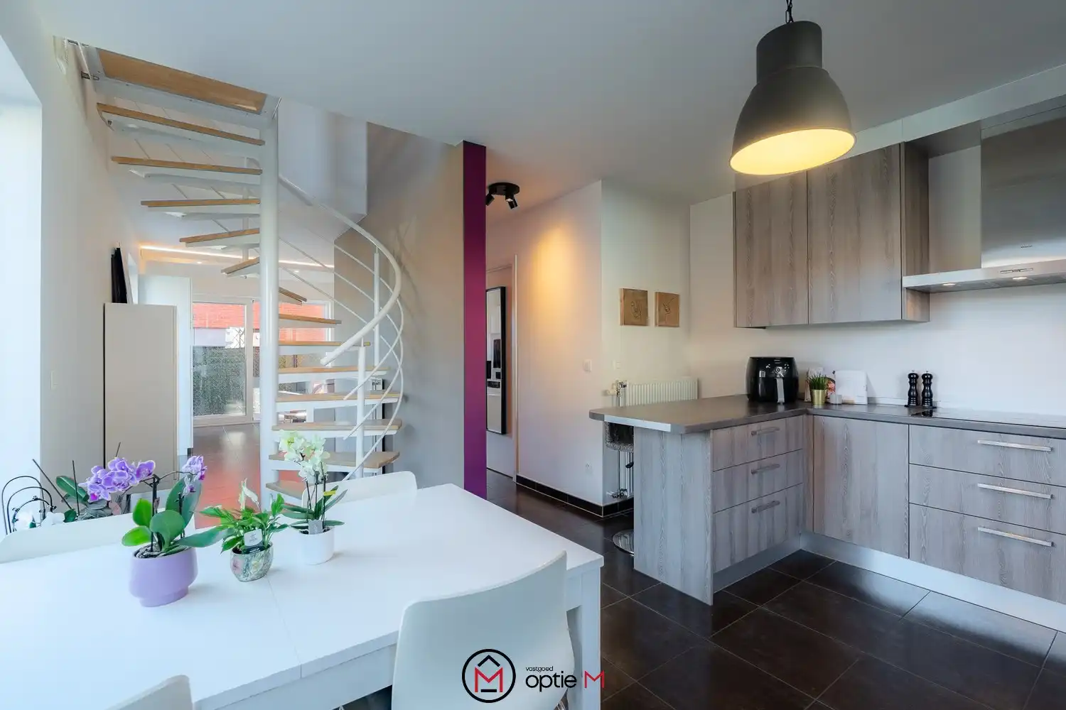 Instapklare ruime woning te koop kortbij het centrum van Hasselt foto 4