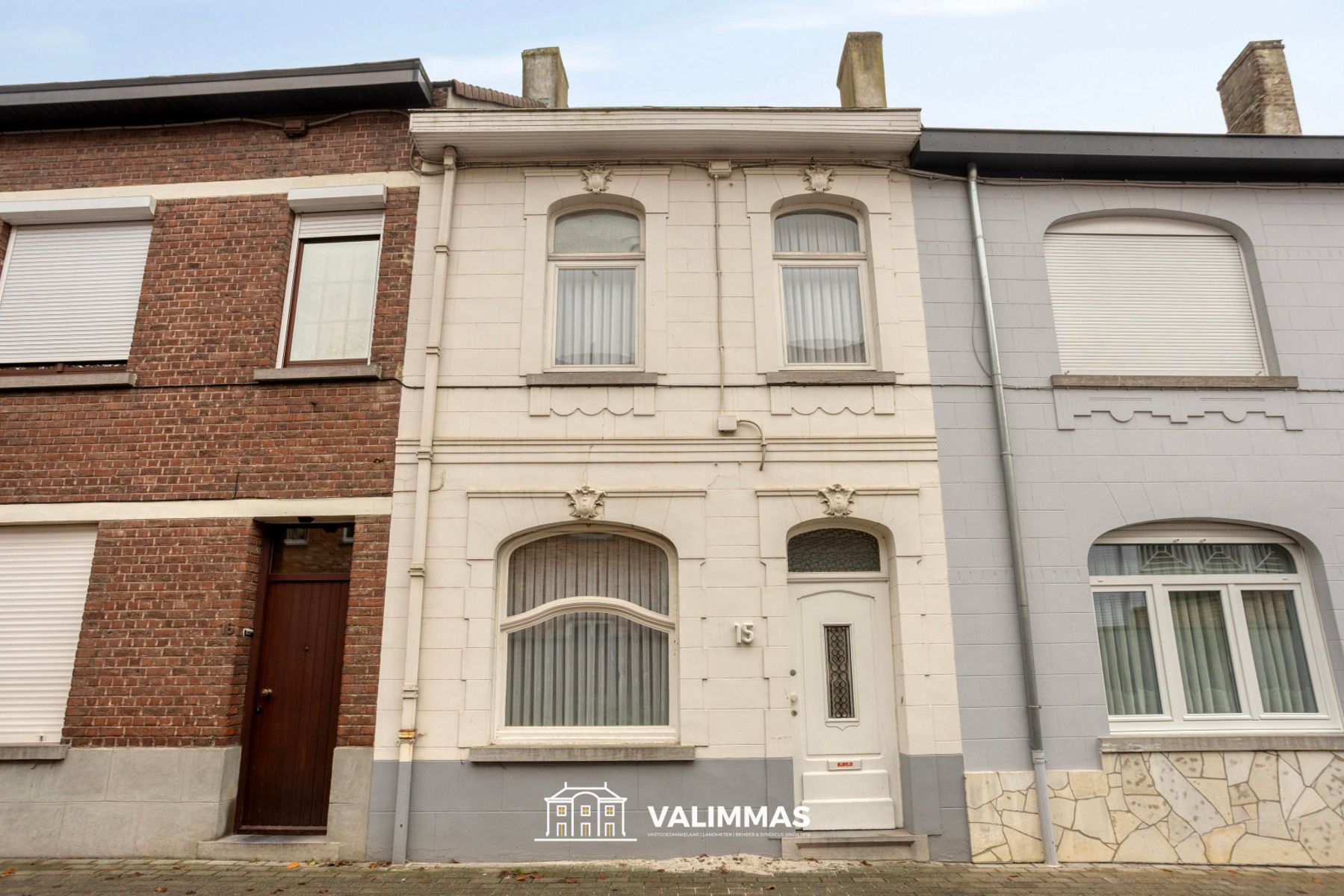 Centraal en toch rustig gelegen woning met tuin en garage... foto 2