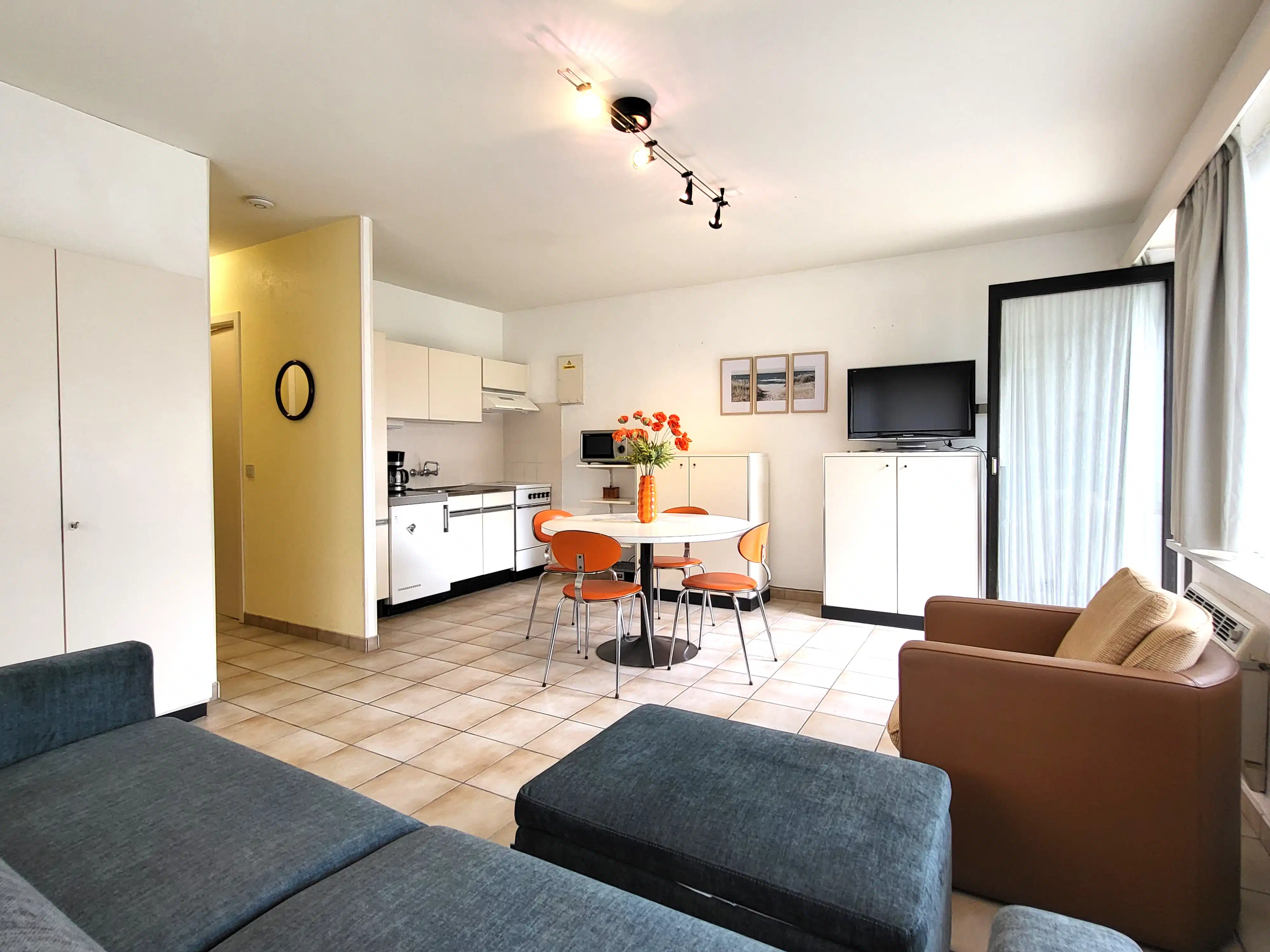 Prachtig appartement met ruim zonneterras op toplocatie in Koksijde vlak bij het strand!  foto 17