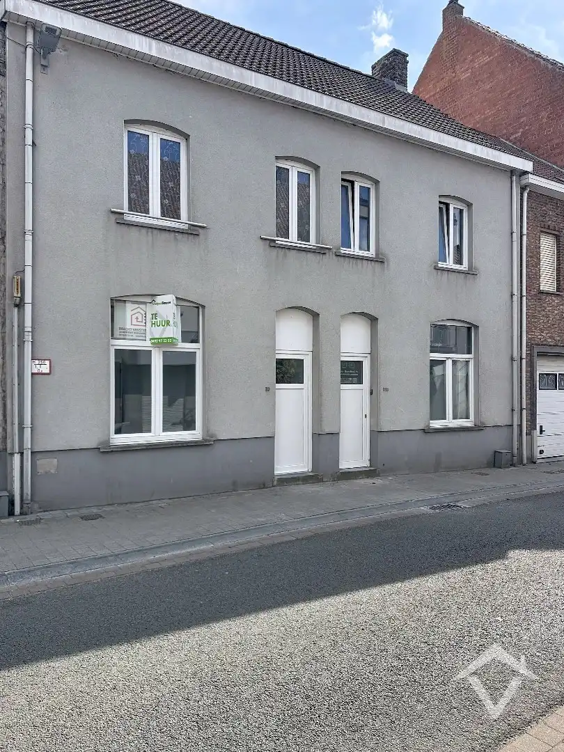 Instapklare woning met 3 slaapkamers en tuin te Gistel  foto 2