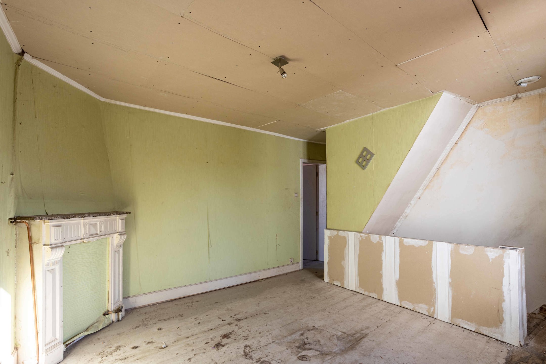 Te renoveren wong in centrum van Ronse foto 12