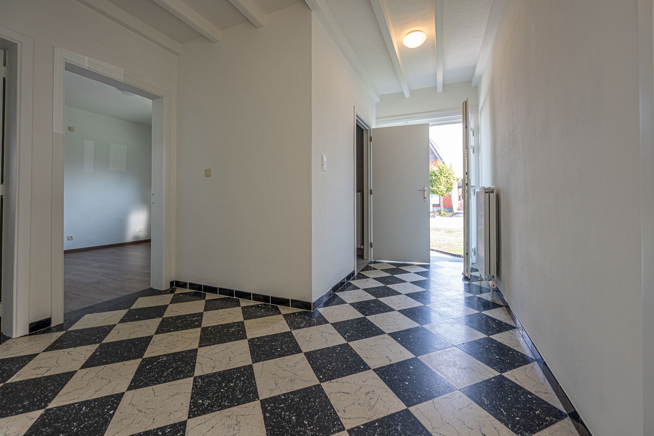 Instapklare woning met tuin foto 10