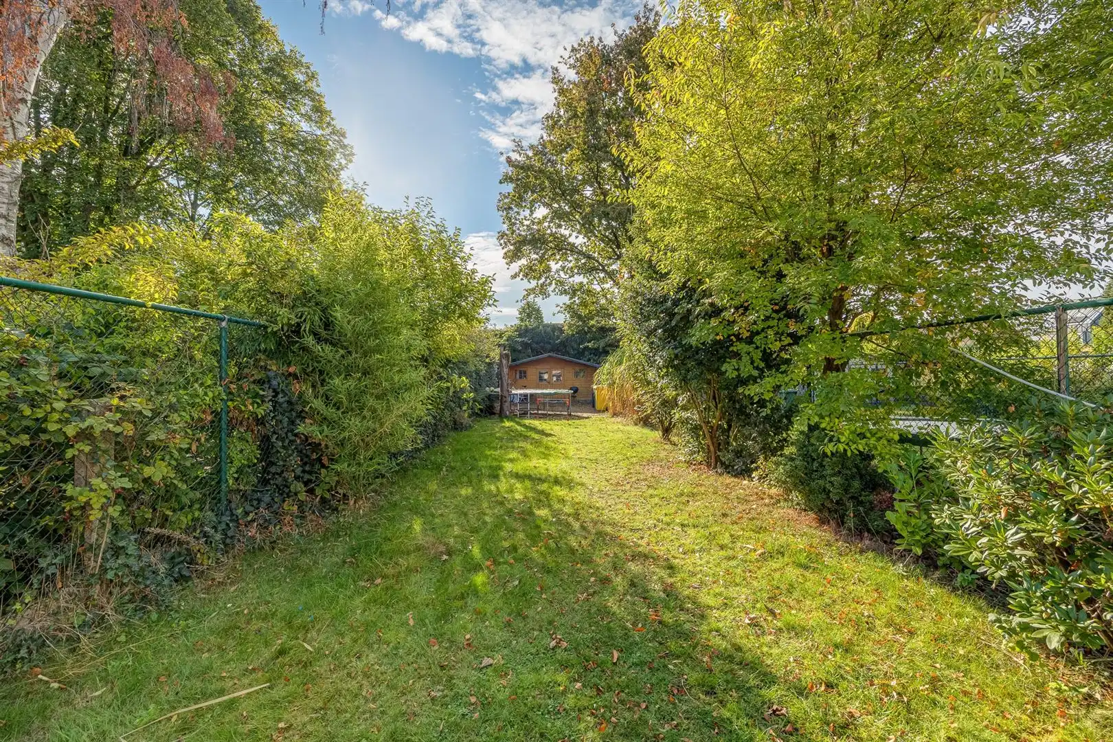 Ruime woning met zuid tuin op toplocatie in de "Bomenwijk". foto 20