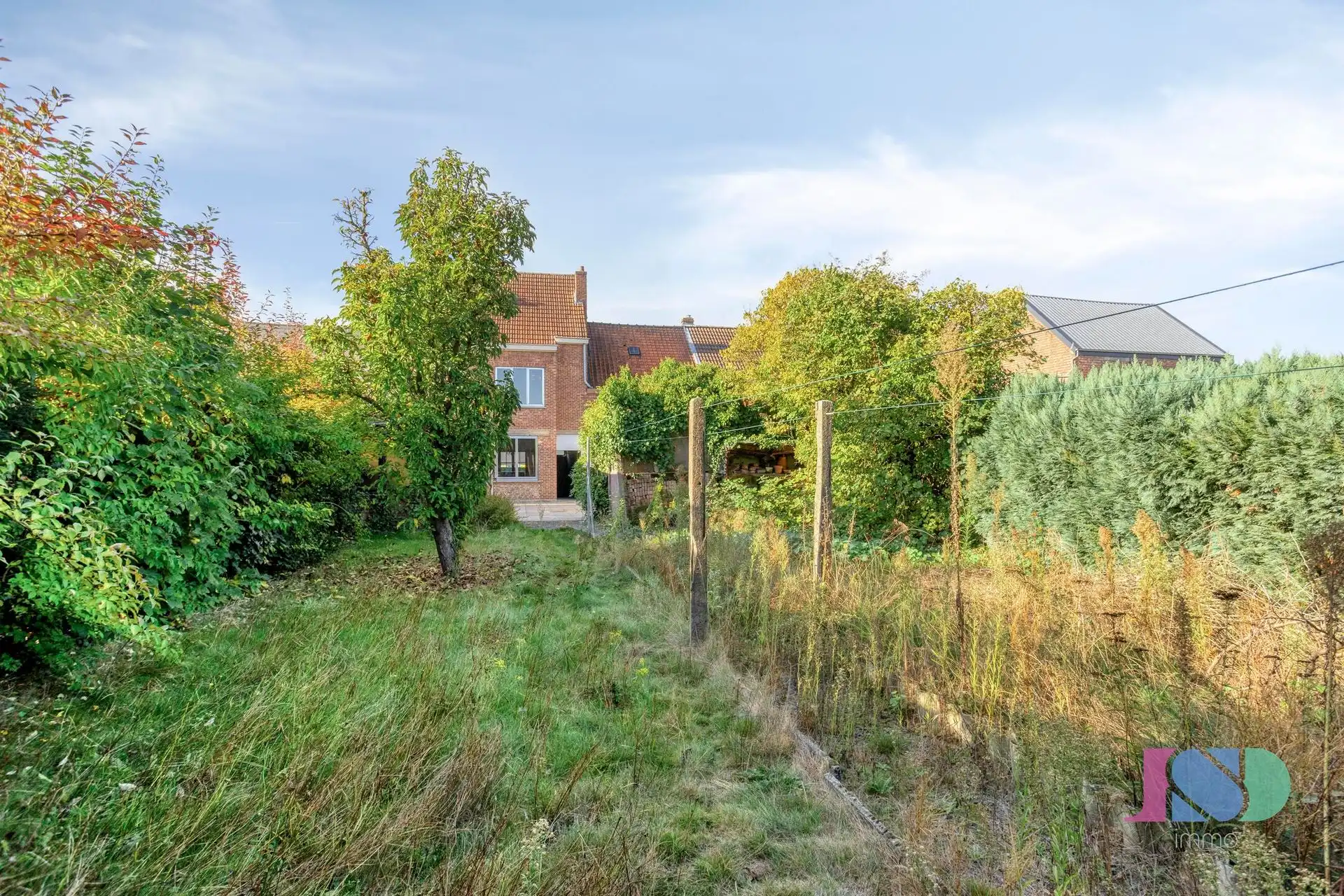 Te renoveren woning met potentieel foto 34