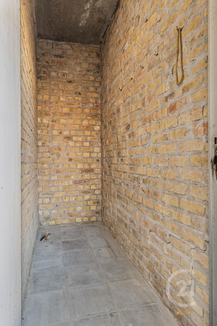 Te Renoveren Appartement in Westende – 3 Slaapkamers foto 24