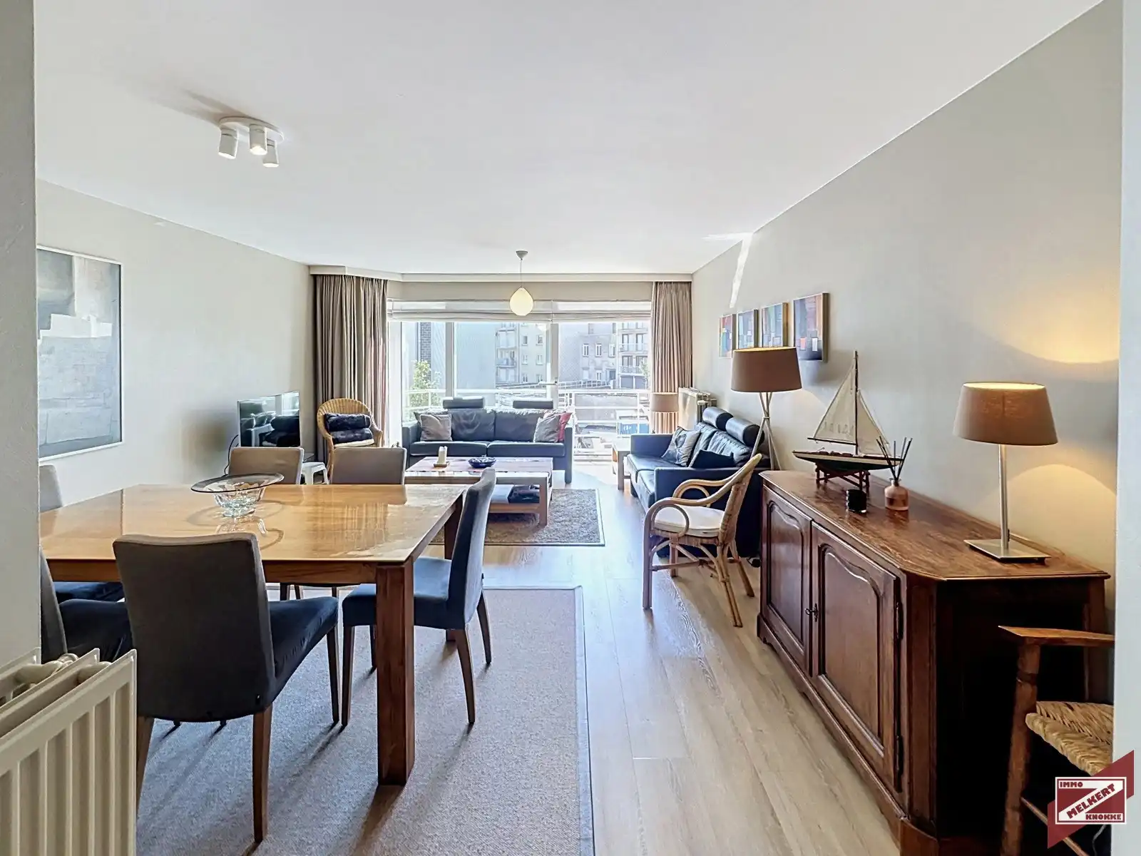 Appartement te koop foto {{pictureIndex}}
