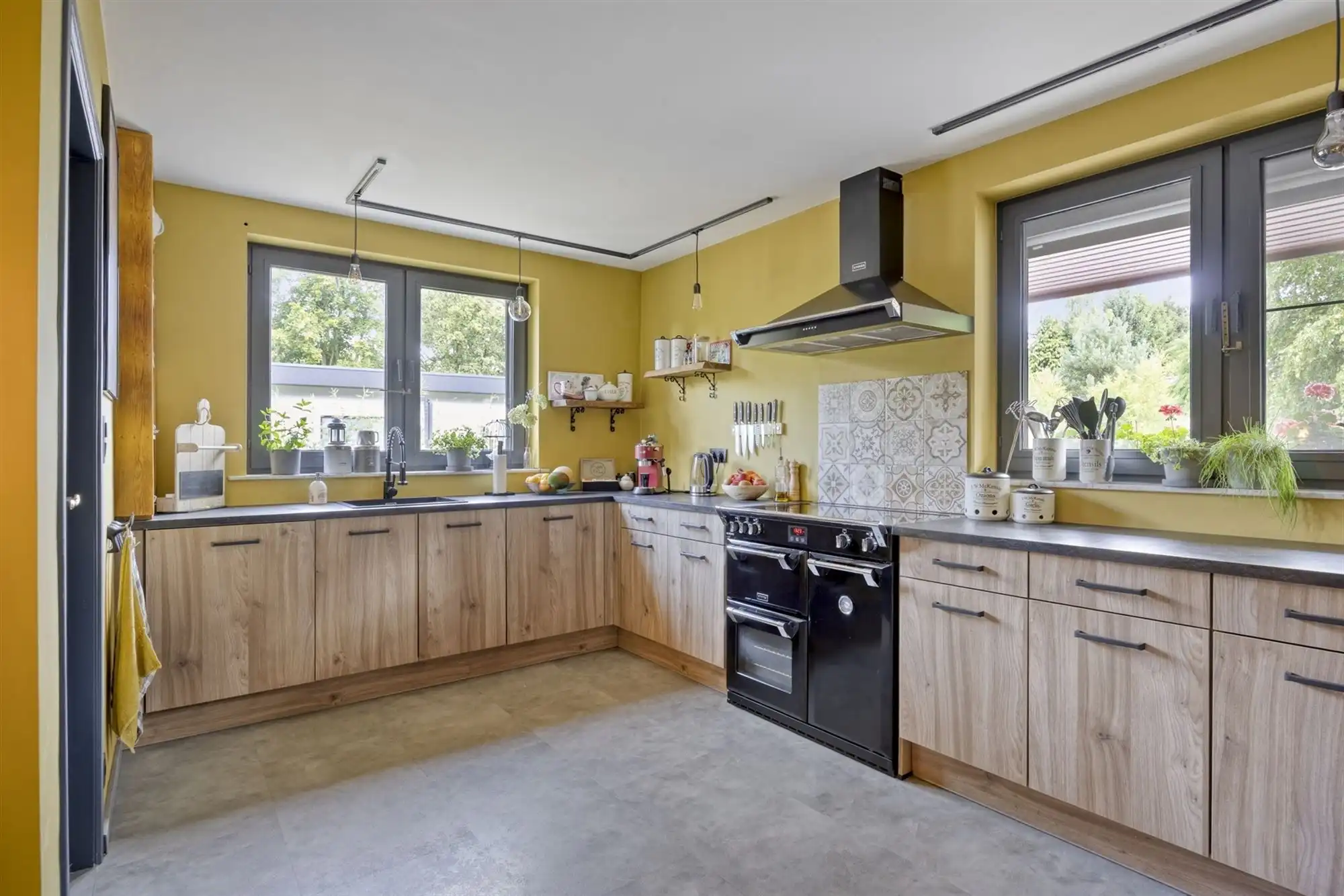 Verrassend ruime villa met klasse in een groene omgeving foto 30