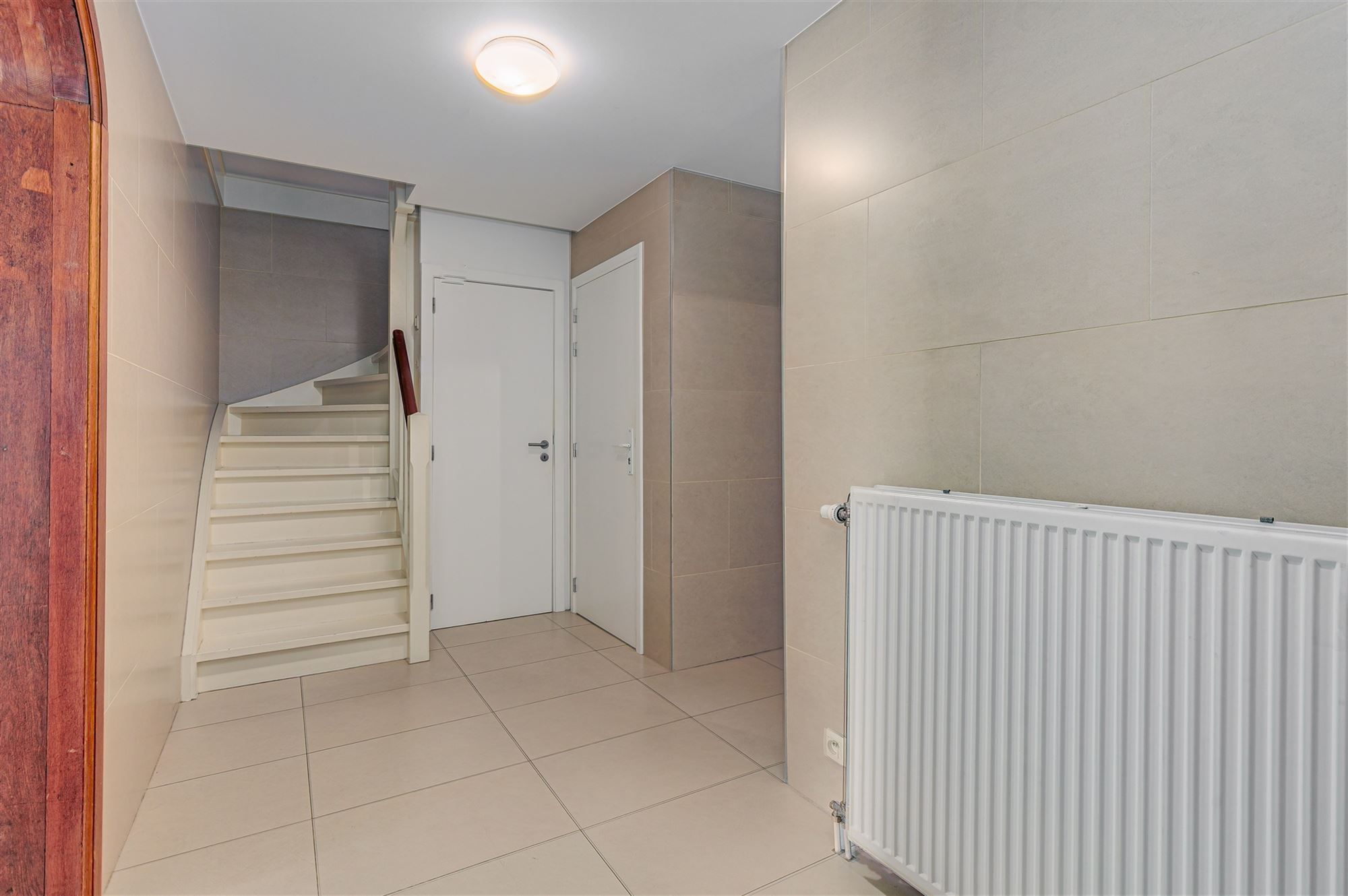 Gerenoveerd opbrengsteigendom met twee appartementen te koop foto 12