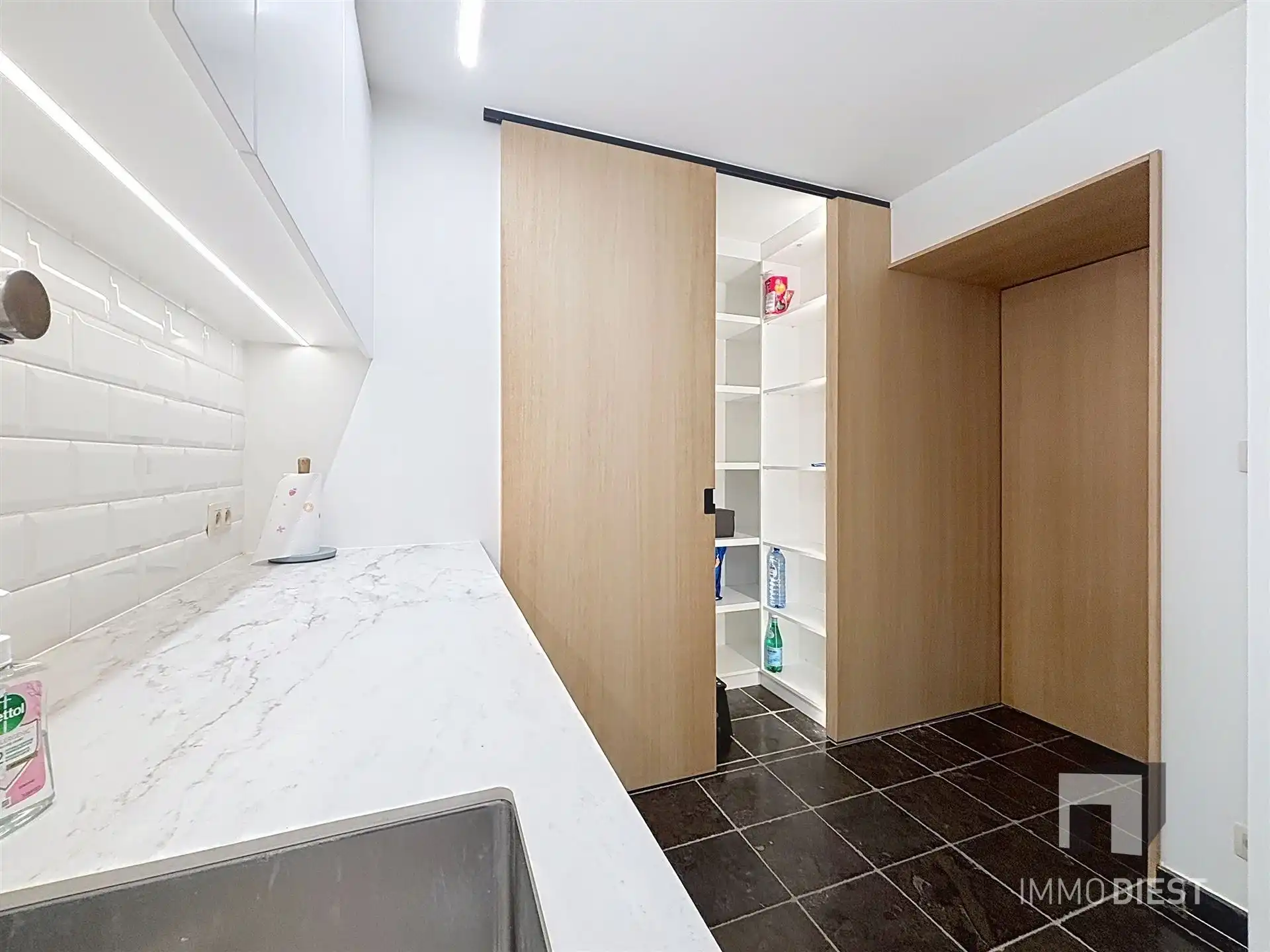 Klasse villa met moderne inrichting in Paal foto 22