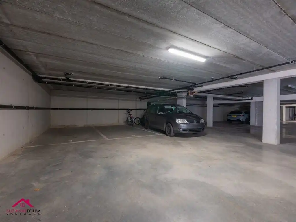 Gelijkvloers appartement met ruim terras foto 29