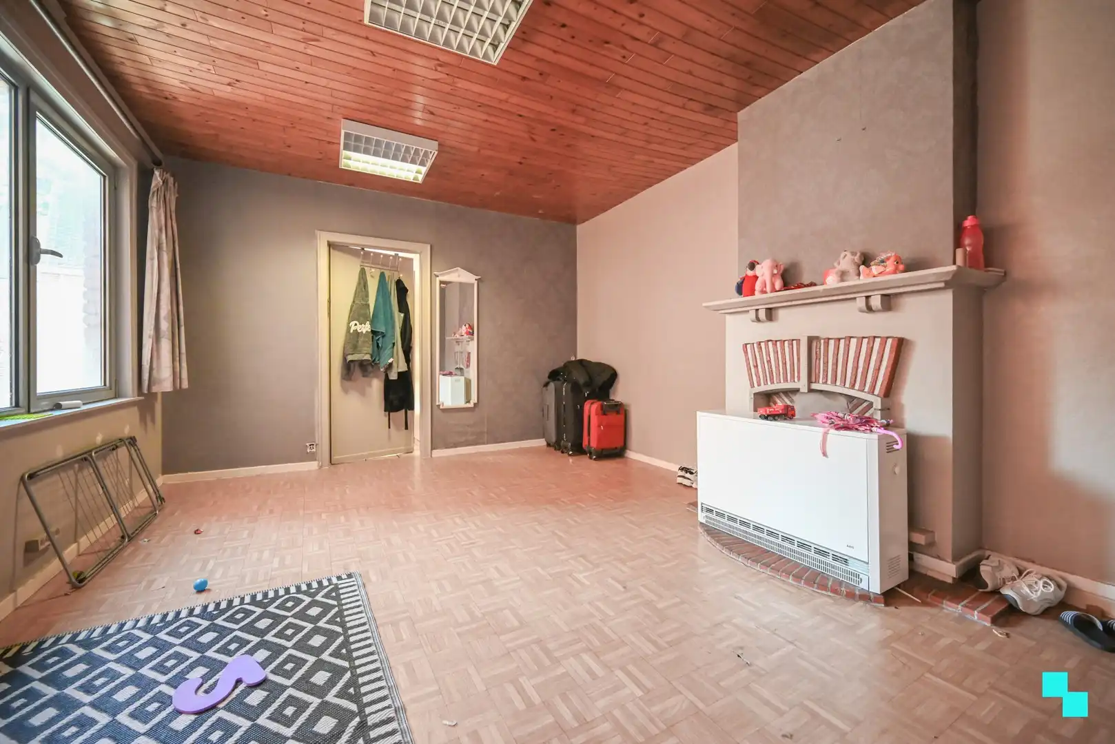 Interessante opbrengsteigendom in hartje Izegem foto 19