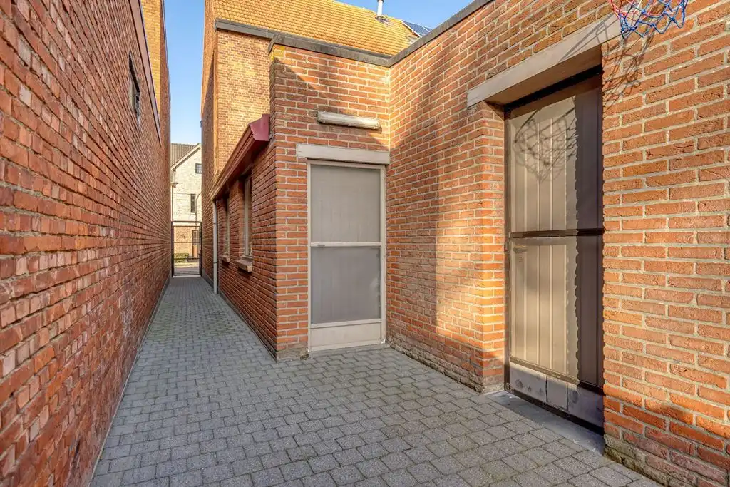 Half Open Bebouwing foto 14