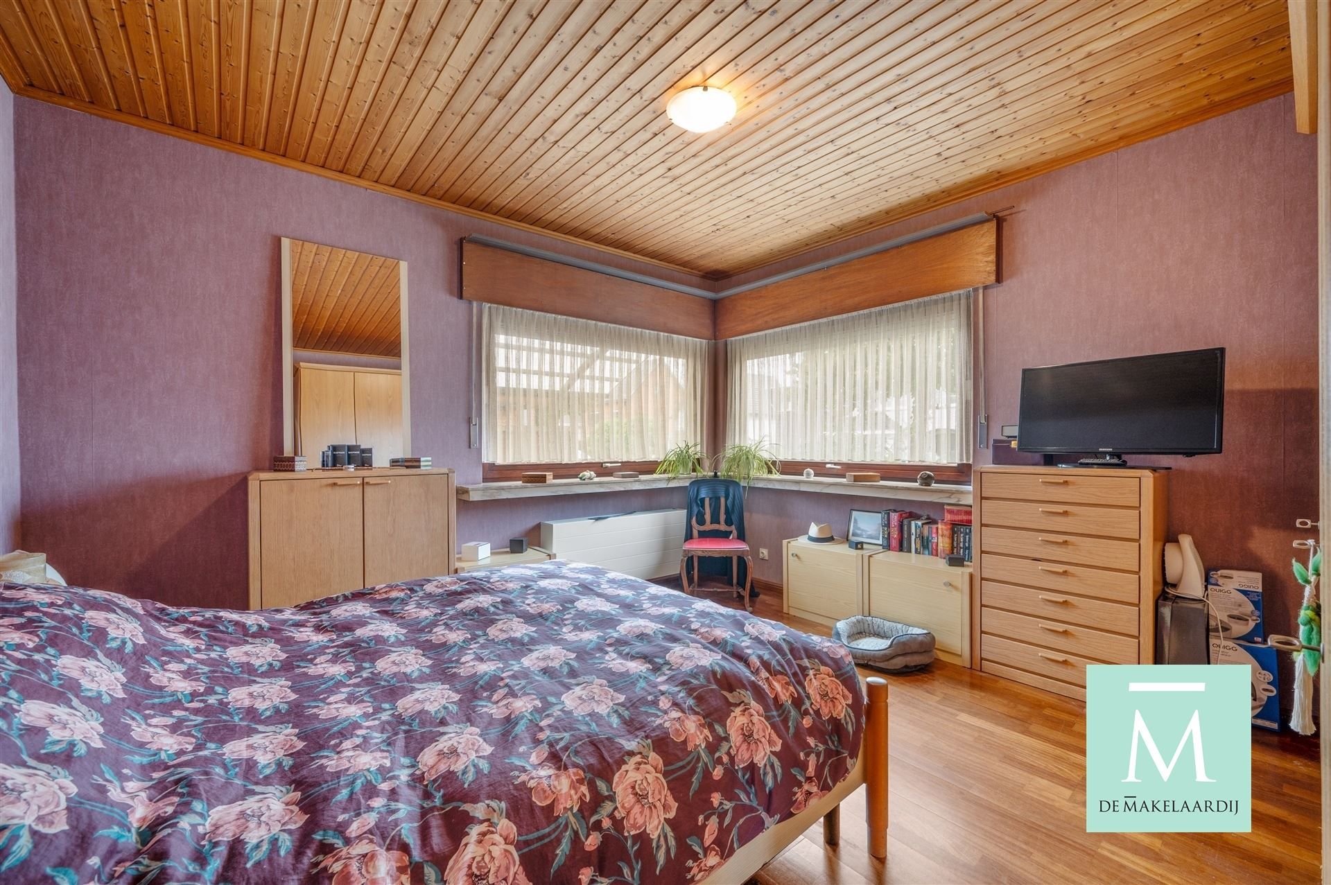 Uitstekend gelegen woning met 3 slaapkamers en garage foto 14