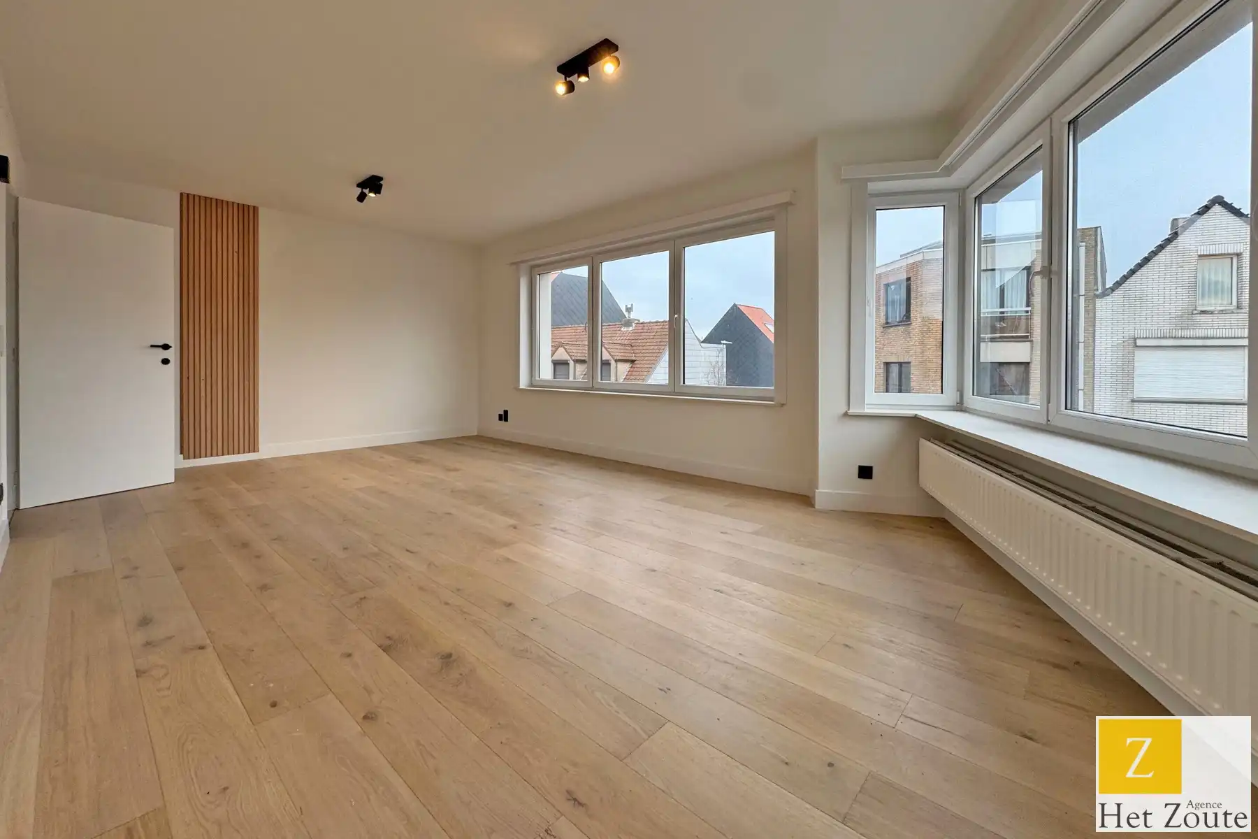 Vernieuwd hoekappartement in residentiële buurt te Knokke foto 2