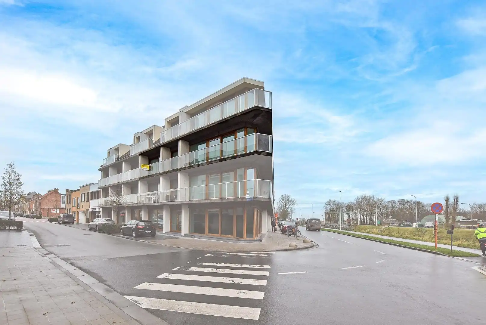 Luxueus praktisch appartement (122m² + 30 m²) met rondom terrassen te Nieuwpoort-Stad foto 14