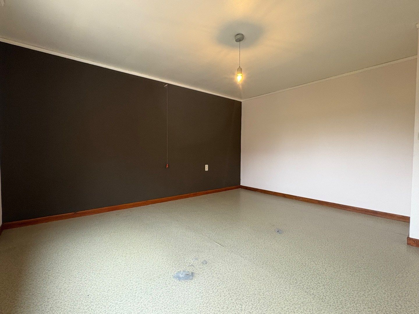 Sterke woning in beton met 3 garages, landelijke verzichten in Hulste. foto 15