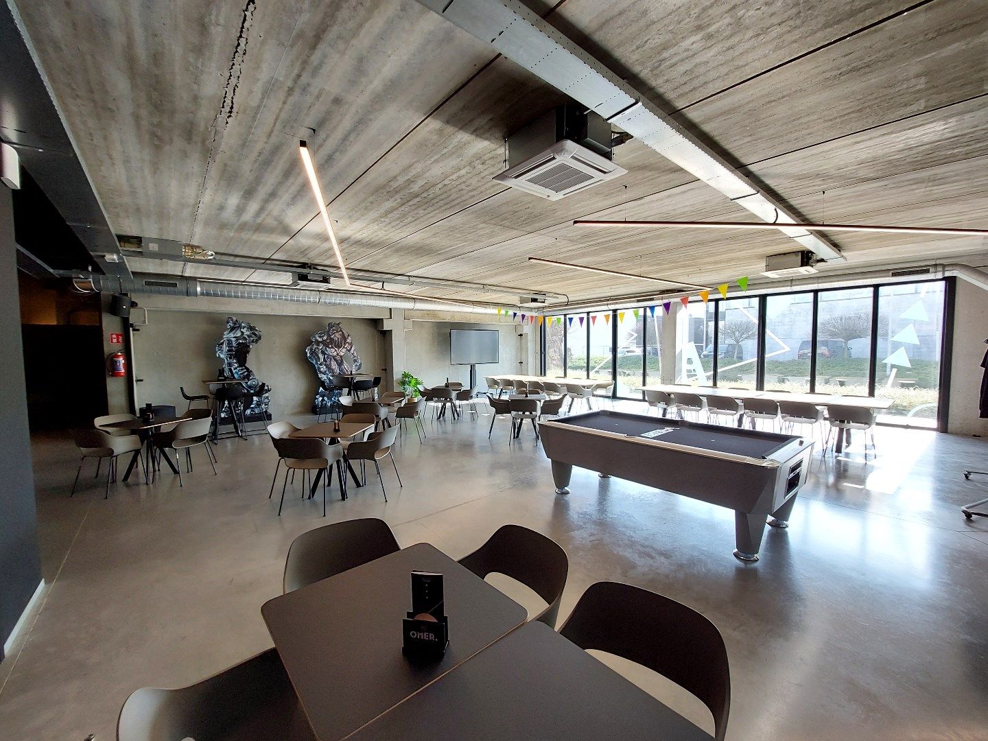 Commercieel gelegen showroom / kantoor van 276m² - nieuwbouw foto 6