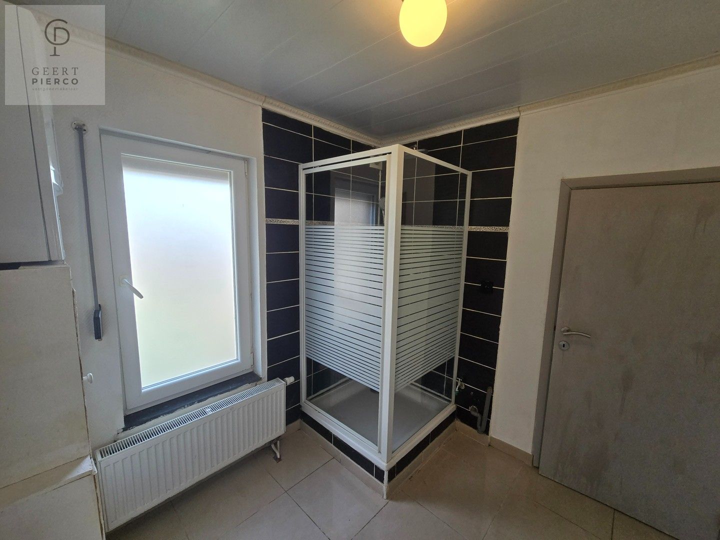 Rijwoning met 4 slaapkamers foto 8