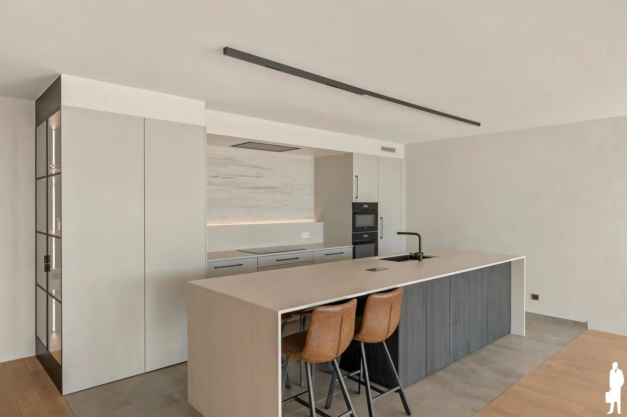 Volledig gerenoveerd en instapklaar appartement van 121 m² + 26 m² terras foto 13