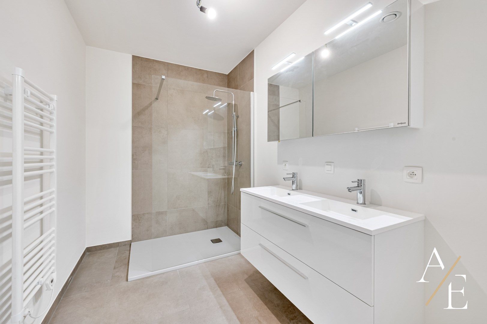 SINT-AMANDSBERG - Klassevol 2-slaapkamer nieuwbouwappartement (6% btw mogelijk) foto 13