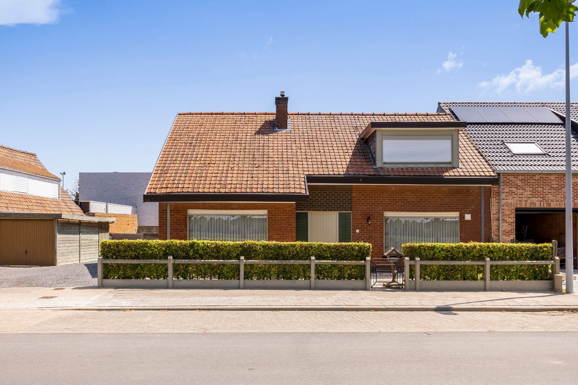 Te renoveren HOB met bijgebouw foto {{pictureIndex}}