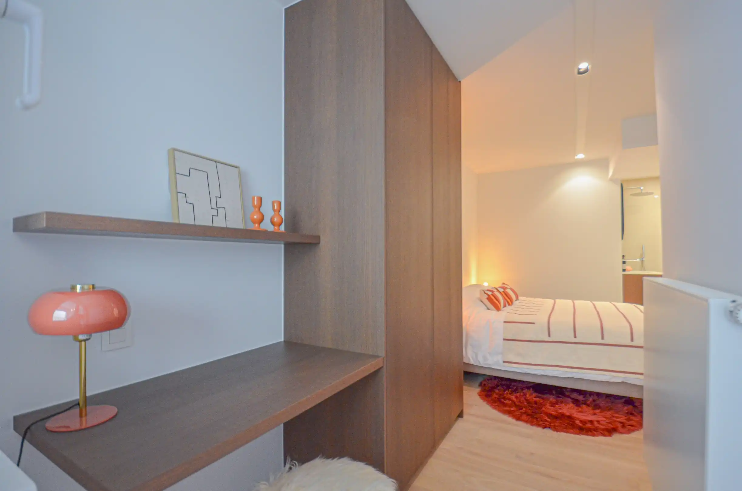 Exclusief – Stijlvol volledig gerenoveerd appartement met frontaal zeezicht. foto 20