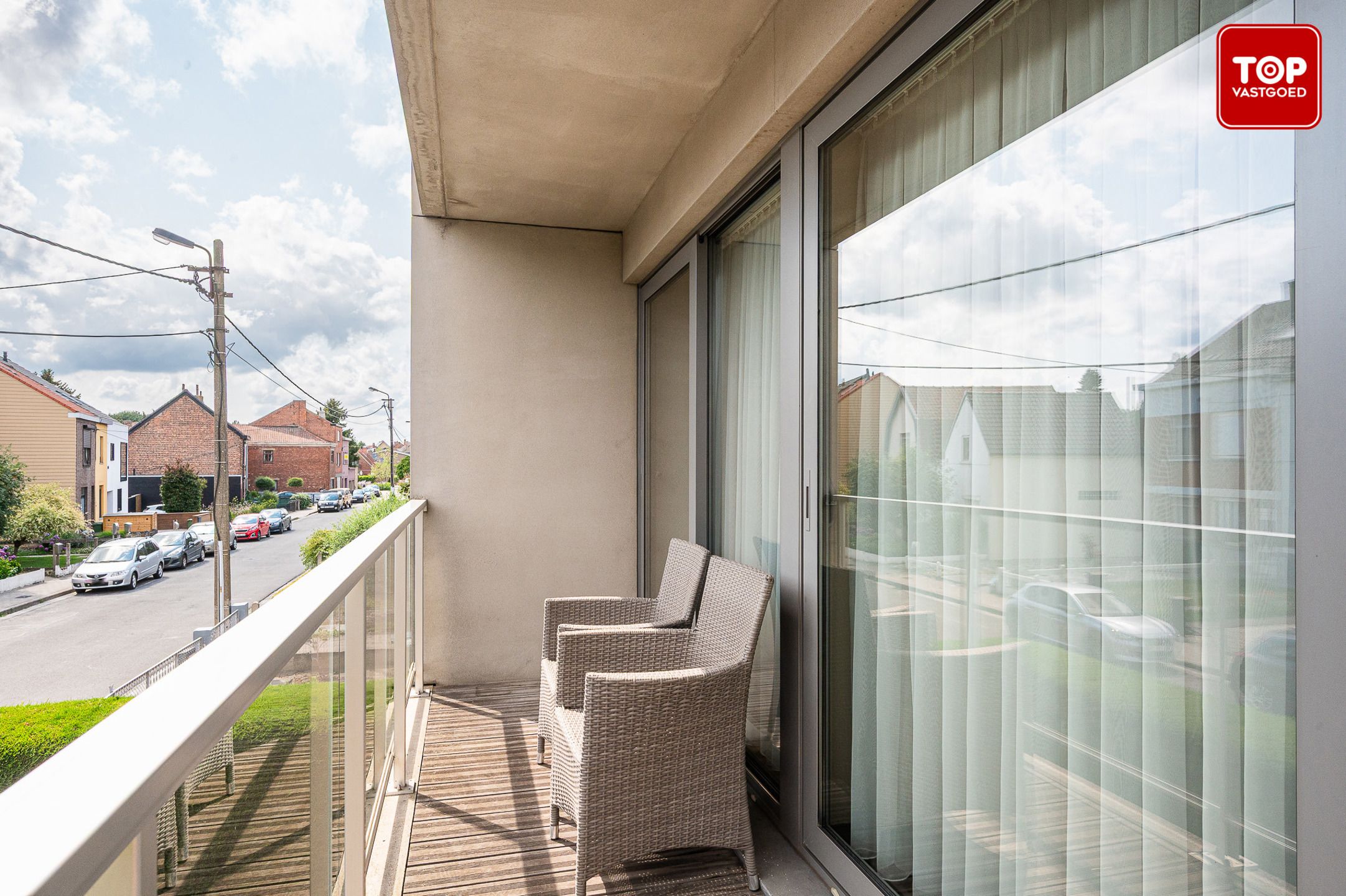 Instapklaar 2-slaapkamer appartement te Wondelgem. foto 15