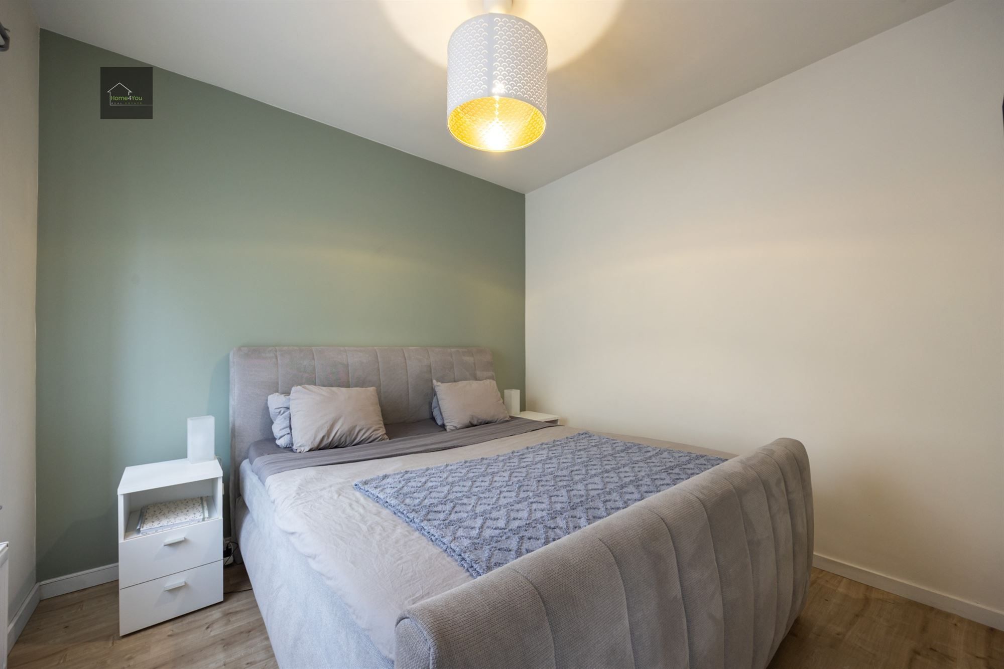 Gelijkvloers appartement met zeer grote tuin foto 5
