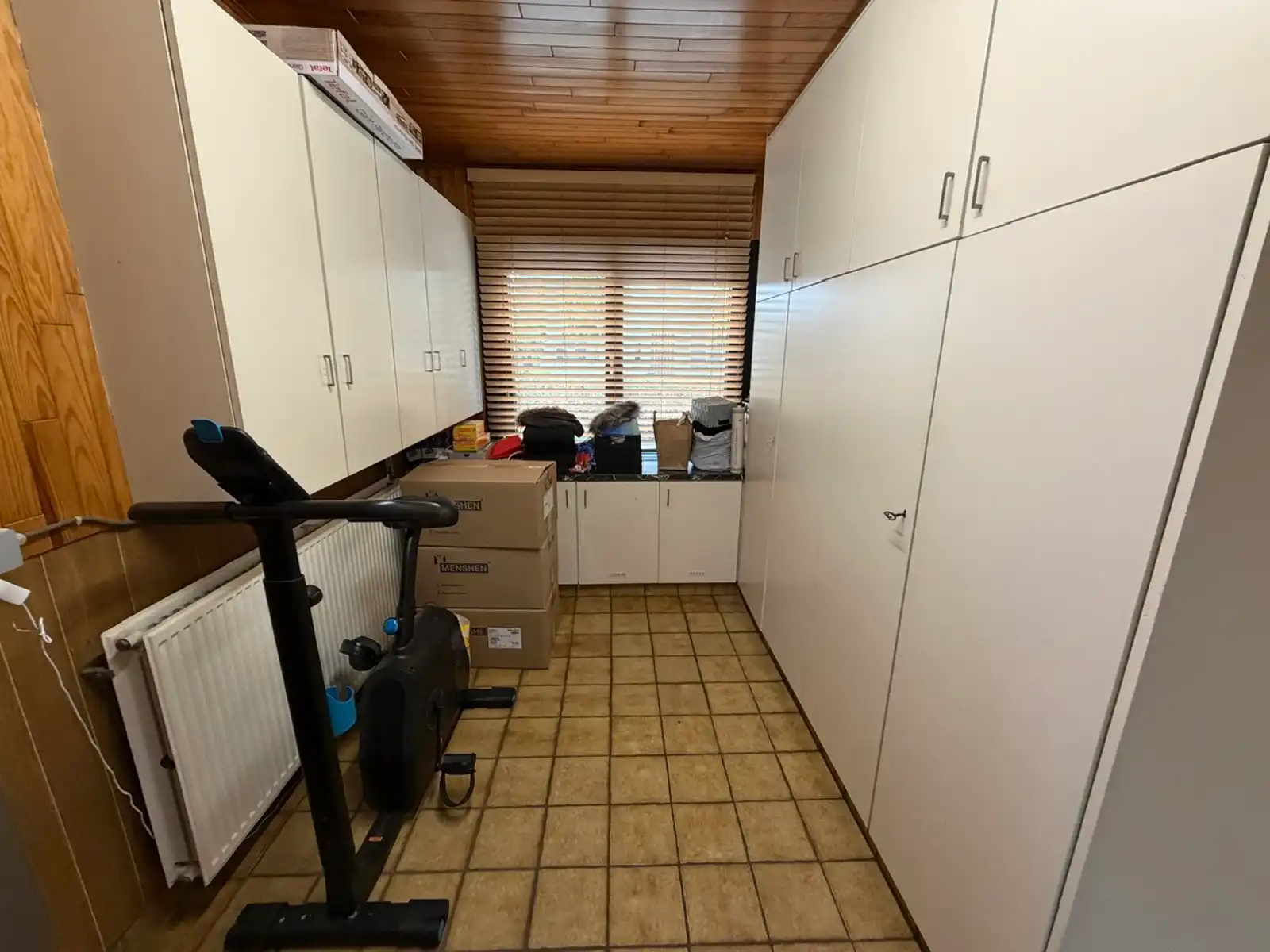 Rustig gelegen woning met 3 slaapkamers en prachtige tuin foto 9