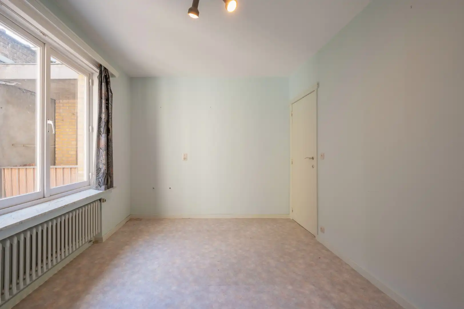 Op te frissen appartement met centrale ligging op Lippenslaan foto 8