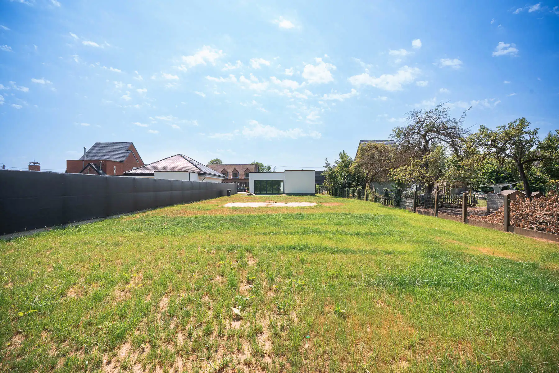 Recent gerenoveerde gelijkvloerse woning op toplocatie foto {{pictureIndex}}
