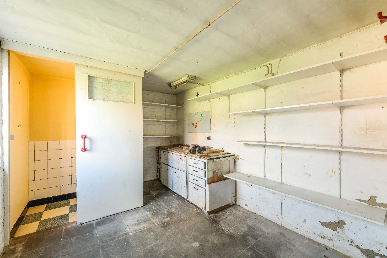 RUIME HALF OPEN WONING OP 739 m²  | 3 SLPKS | GARAGE foto 10