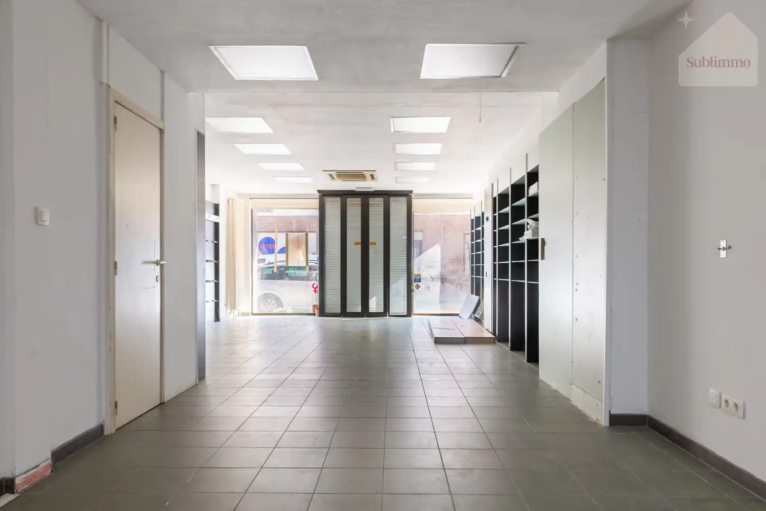 Handelspand met appartement in het hart van Meerhout foto 2