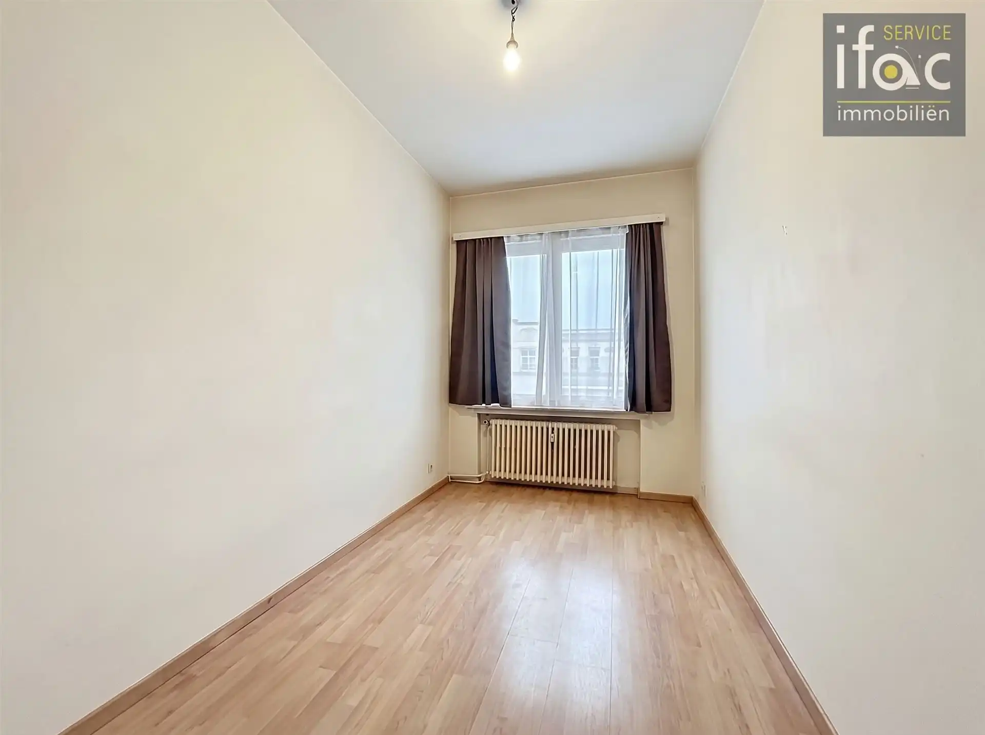 Lichtrijk goed onderhouden appartement op de 4e verdieping foto 18